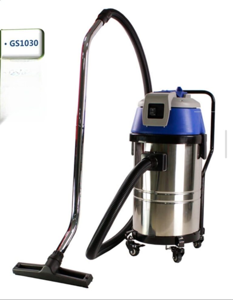 industrial-vacuum-cleaner